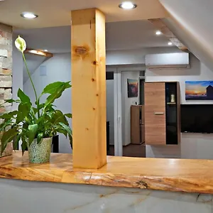 Tilia Apartman